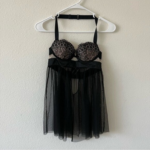 Victoria Secret Black Tulle BabyDoll Teddy Nightie Lace Push Up Lingerie SZ 32B - Picture 1 of 10